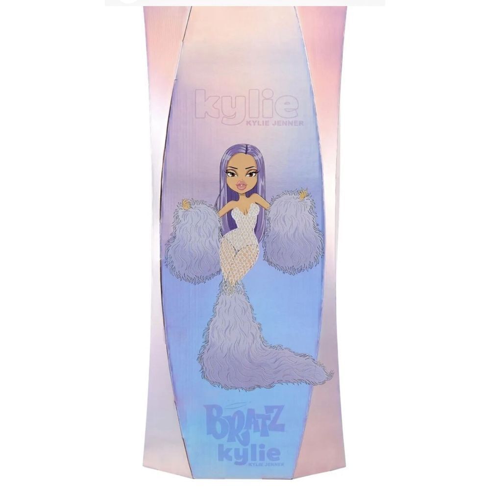 Bratz x Kylie Jenner 24-Inch Large-Scale Fashion Doll with Gown, 2 Ft tall - Picture 7 of 7
